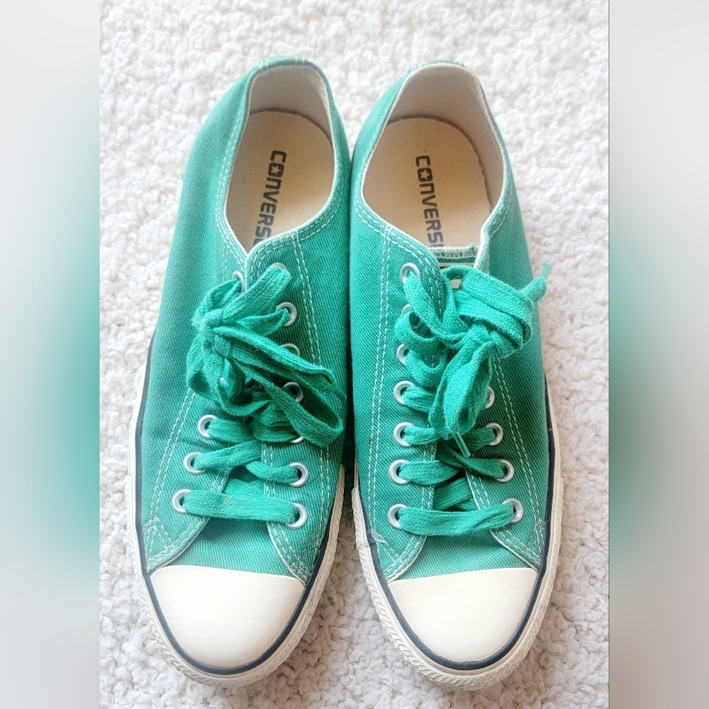 Convers Chuck Taylor's Men's 9 All-Star Green Unisex Great condition unisex
